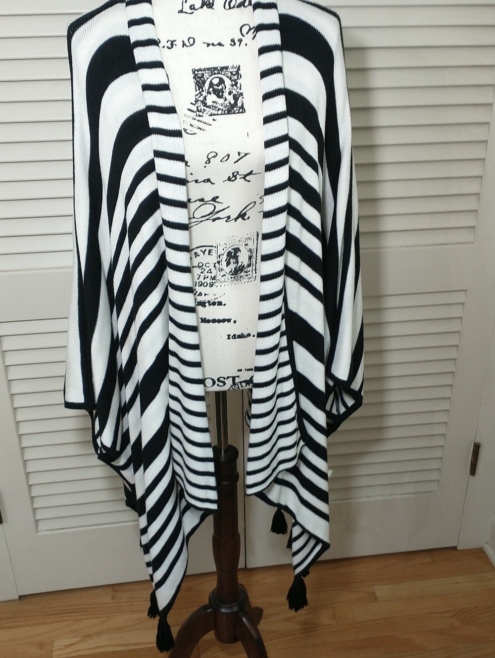 Chico's Striped Sweater Poncho/Cape Wrap, One Size, Black And White, Granny Core